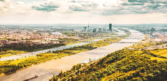 Traditionelle Heurige vor den Toren der Stadt