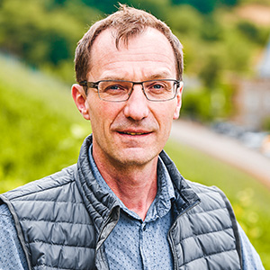 Dr. Karsten Weyand